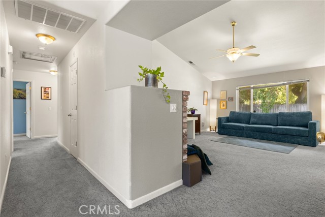 Detail Gallery Image 7 of 37 For 2 Summerwood Ct, Chico,  CA 95926 - 3 Beds | 2 Baths