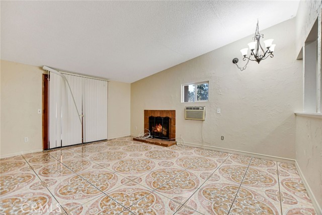 Detail Gallery Image 8 of 32 For 3638 Candlewood St, Corona,  CA 92879 - 4 Beds | 2 Baths