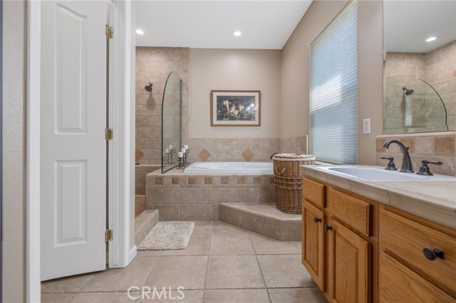 Detail Gallery Image 40 of 75 For 6030 W Country Ct, Visalia,  CA 93277 - 4 Beds | 2/1 Baths