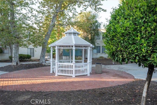 Detail Gallery Image 27 of 29 For 5700 Etiwanda Ave #154,  Tarzana,  CA 91356 - 3 Beds | 2 Baths