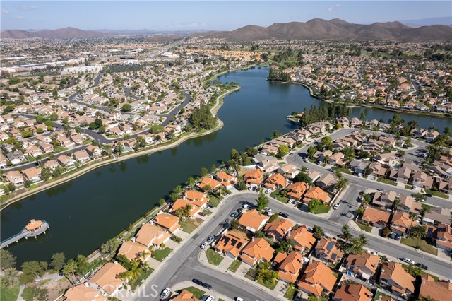 30421 Teal Brook Drive, Menifee CA: https://media.crmls.org/medias/d8ebfe94-6998-4bf5-a992-b3a34cc0b6fd.jpg