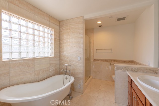 49 W La Sierra Drive, Arcadia CA: https://media.crmls.org/medias/d8ed4442-5d81-4124-89c0-c6a67dcec6e7.jpg