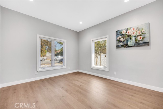 Detail Gallery Image 22 of 48 For 404 E Kingsley Ave, Pomona,  CA 91767 - 5 Beds | 3 Baths