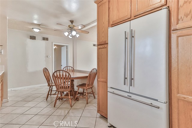 Detail Gallery Image 9 of 34 For 2212 Cordero Ave, Simi Valley,  CA 93065 - 3 Beds | 1/1 Baths