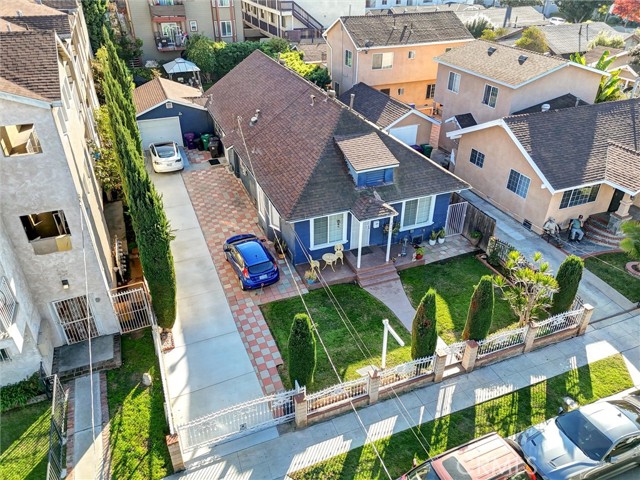 Detail Gallery Image 49 of 61 For 1626 E 6th, Long Beach,  CA 90802 - 3 Beds | 2 Baths