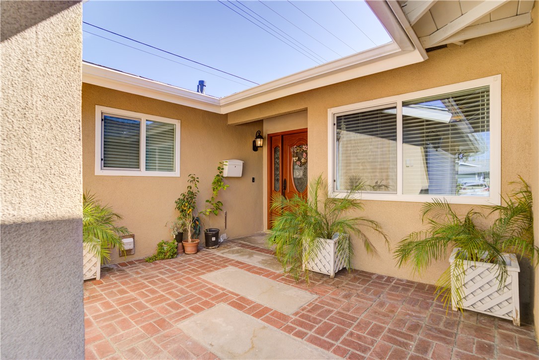 Image 2 for 6672 Cardale St, Lakewood, CA 90713