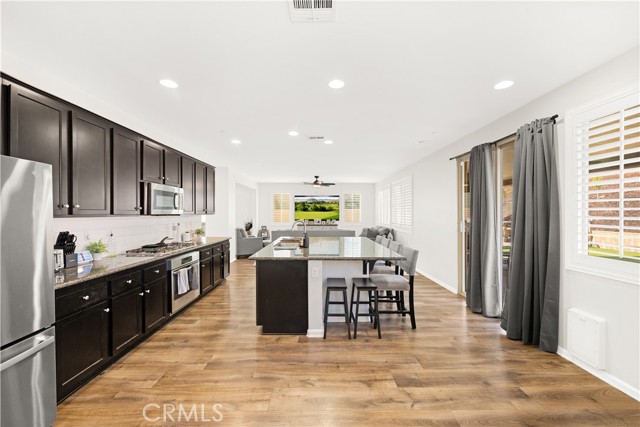 Detail Gallery Image 7 of 22 For 36380 Lantana Ct, Lake Elsinore,  CA 92532 - 4 Beds | 3 Baths