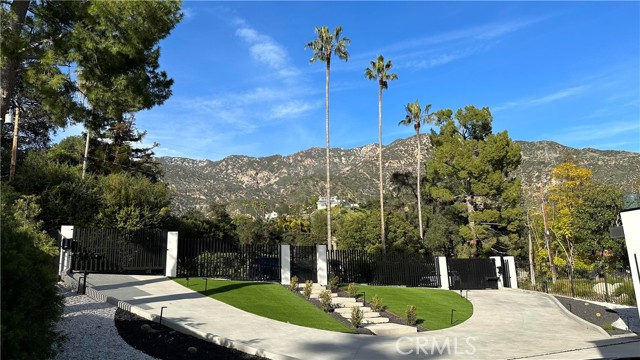 1400 E Palm Street, Altadena CA: https://media.crmls.org/medias/d8ef0965-7acd-4b1f-bad8-c7dcc1deeeb4.jpg