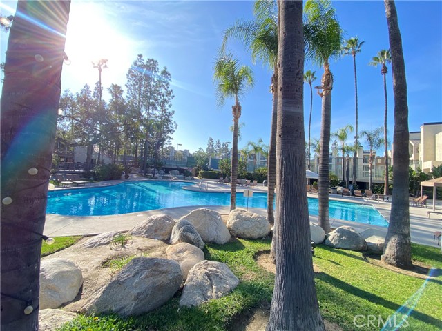 Detail Gallery Image 33 of 37 For 5515 Canoga Ave #115,  Woodland Hills,  CA 91367 - 1 Beds | 1 Baths