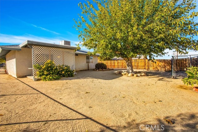 Detail Gallery Image 26 of 41 For 6583 Mariposa Ave, Twentynine Palms,  CA 92277 - 2 Beds | 2 Baths