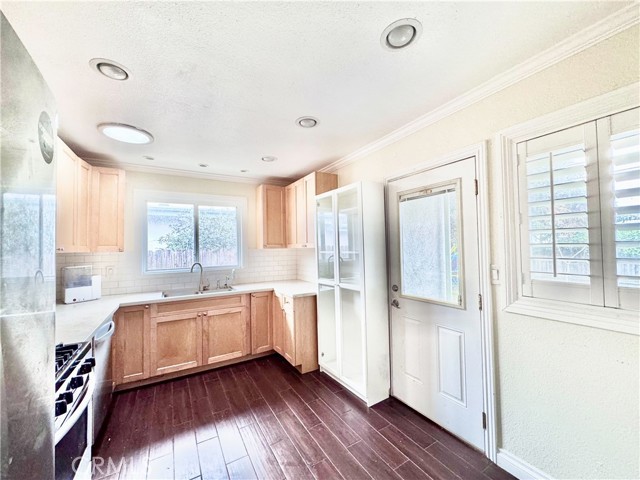 3308 Faust Avenue, Long Beach CA: https://media.crmls.org/medias/d8f01456-8cd5-44f7-be83-7ce99ffe5d02.jpg