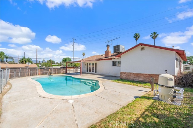 Detail Gallery Image 41 of 47 For 5382 Crest, Riverside,  CA 92503 - 4 Beds | 1/1 Baths