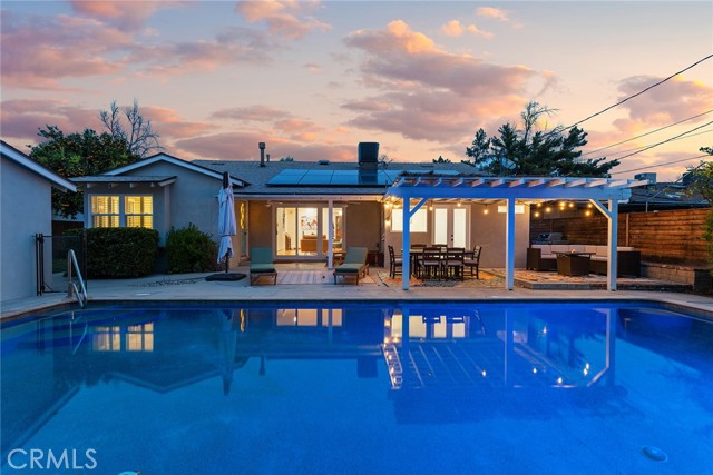 Detail Gallery Image 29 of 46 For 23642 Oxnard St, Woodland Hills,  CA 91367 - 3 Beds | 3 Baths