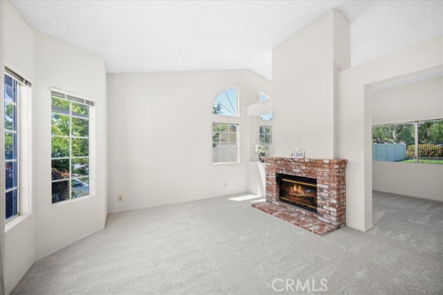 41880 Humber Dr., Temecula CA: https://media.crmls.org/medias/d8f1daad-e546-4455-9390-9ab3046fff8b.jpg