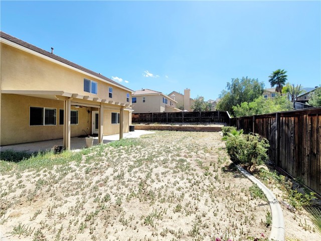 Detail Gallery Image 22 of 23 For 11223 Evergreen Loop, Corona,  CA 92883 - 4 Beds | 3/1 Baths