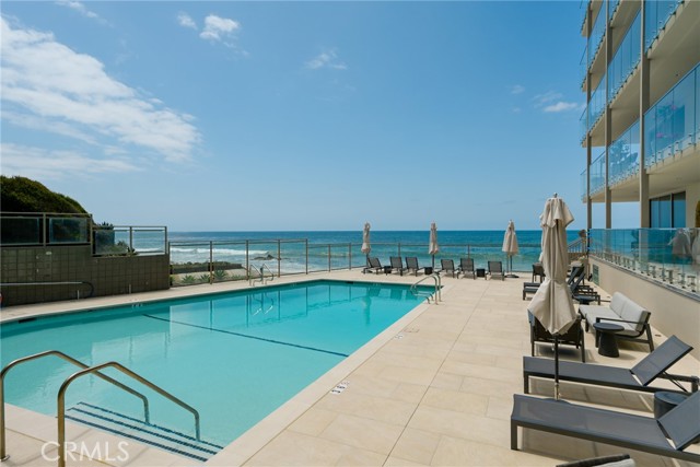 1585 S Coast, Laguna Beach CA: https://media.crmls.org/medias/d8f23352-ae0e-4bde-9f9b-582a40de4638.jpg