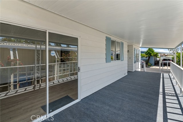 10200 Bolsa Ave, Westminster CA: https://media.crmls.org/medias/d8f2ff6d-0661-4b73-b866-9692890f2ae6.jpg