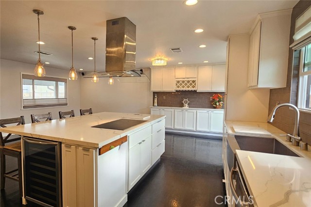 Detail Gallery Image 3 of 16 For 5352 Edinger, Huntington Beach,  CA 92649 - 3 Beds | 2 Baths