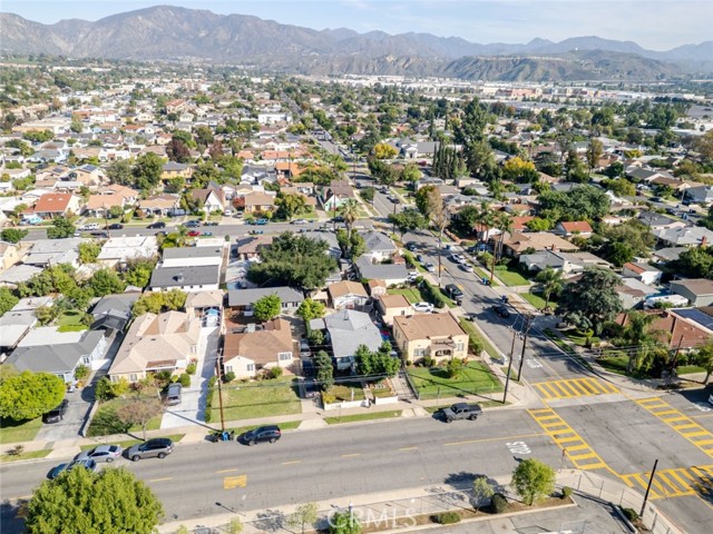 Detail Gallery Image 23 of 25 For 907 5th St, San Fernando,  CA 91340 - 3 Beds | 2 Baths