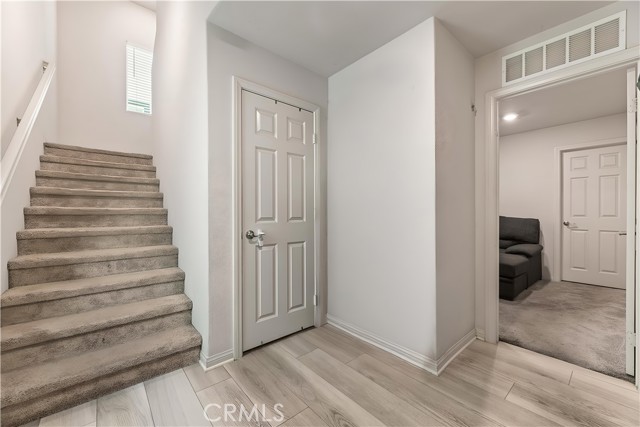 Detail Gallery Image 4 of 61 For 1208 Dock, Harbor City,  CA 90710 - 4 Beds | 4 Baths