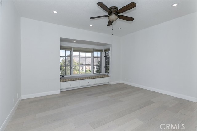 6037 Little Oak Lane, Woodland Hills CA: https://media.crmls.org/medias/d8f87655-cb6a-4a48-baf4-91cd1450a02c.jpg