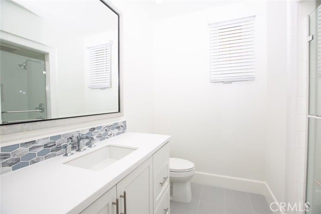 Detail Gallery Image 13 of 22 For 107 Villa Ridge, Irvine,  CA 92602 - 4 Beds | 3 Baths