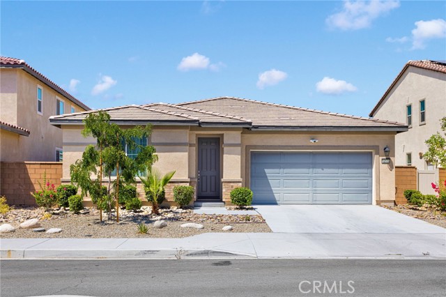 Detail Gallery Image 1 of 38 For 11576 Gayneswood St, Victorville,  CA 92392 - 3 Beds | 2 Baths