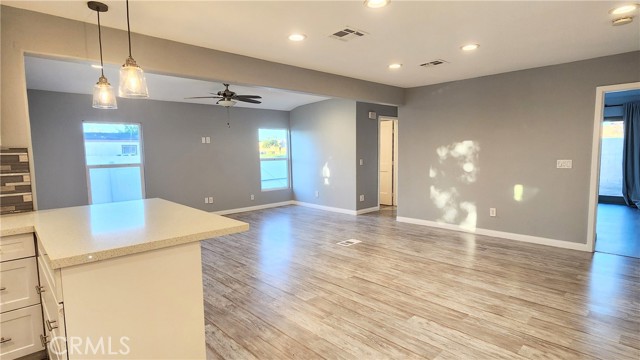 Detail Gallery Image 10 of 55 For 3070 Santo Tomas, Perris,  CA 92571 - 3 Beds | 2 Baths