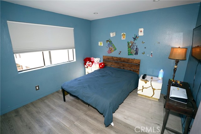 Detail Gallery Image 33 of 46 For 18954 Sherman Way #3,  Reseda,  CA 91335 - 2 Beds | 3 Baths