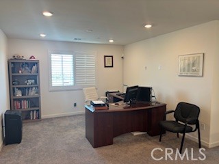 https://media.crmls.org/medias/d8f935ad-537a-4b09-8fa0-13c447178850.jpg?preset=X-Large
