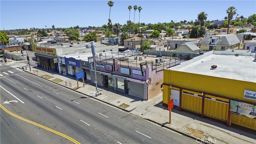 MLS #DW25124339 img 2