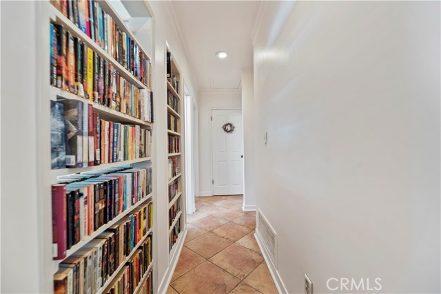 Detail Gallery Image 34 of 66 For 1327 Grove Ave, Upland,  CA 91786 - 3 Beds | 2 Baths