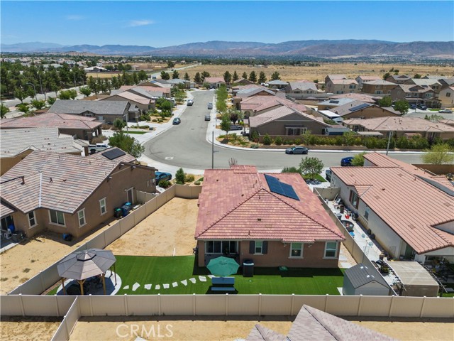 5025 W Avenue J6, Lancaster CA: https://media.crmls.org/medias/d8faaa3a-e97f-4876-8074-9bc80e6ce27c.jpg