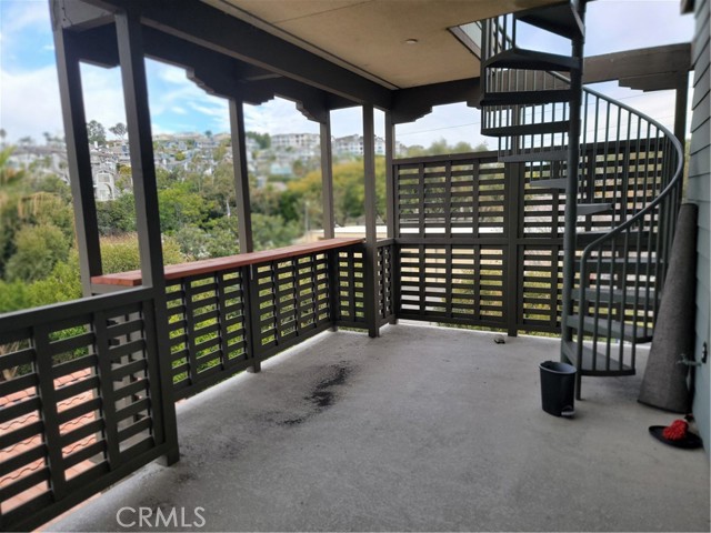 Detail Gallery Image 20 of 39 For 325 Doheny Way, Dana Point,  CA 92629 - 3 Beds | 2 Baths