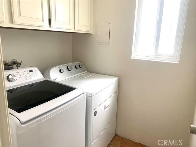 Detail Gallery Image 24 of 32 For 425 S Catalina Ave #4,  Redondo Beach,  CA 90277 - 3 Beds | 3 Baths
