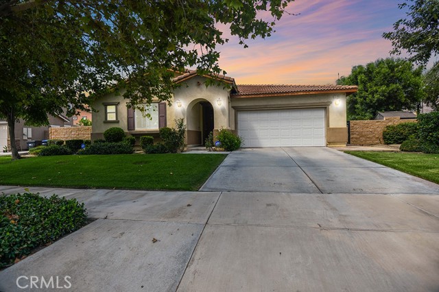 13180 Quarter Horse Dr, Eastvale, CA 92880