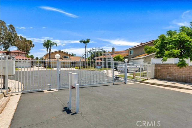 17262 Chase Street, Northridge CA: https://media.crmls.org/medias/d8fc9cce-aa07-4cbc-ae9b-7f3047d6fe9c.jpg