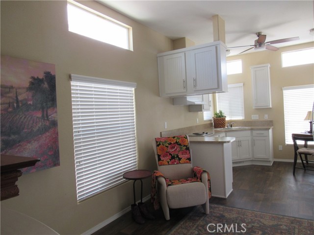 Detail Gallery Image 7 of 43 For 1295 S Cawston Ave #462,  Hemet,  CA 92545 - 1 Beds | 1 Baths