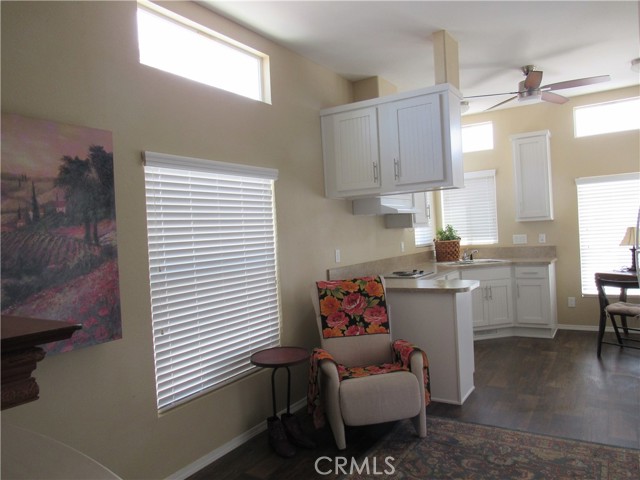 Detail Gallery Image 7 of 43 For 1295 S Cawston Ave #462,  Hemet,  CA 92545 - 1 Beds | 1 Baths