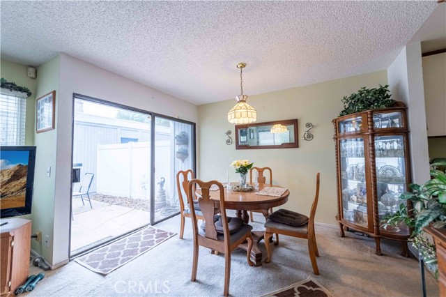 1363 San Simeon Court, Ventura CA: https://media.crmls.org/medias/d8fd18c5-fed0-4a93-a7c6-60e6f5ae6c65.jpg