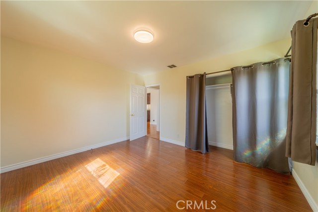 Detail Gallery Image 14 of 42 For 3341 Thelma, La Crescenta,  CA 91214 - 3 Beds | 3 Baths