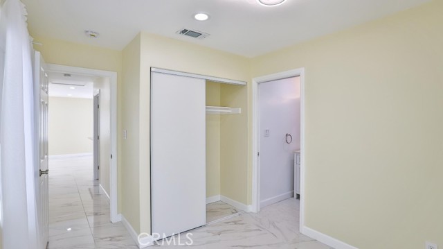 Detail Gallery Image 52 of 55 For 2306 Laird St, Santa Ana,  CA 92706 - 6 Beds | 5 Baths