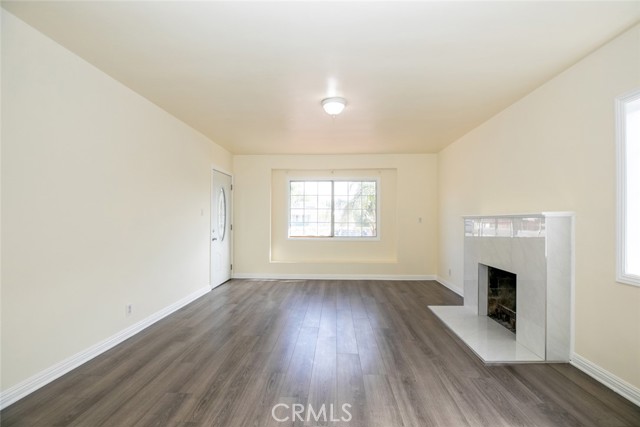 7659 Tujunga Avenue photo 8