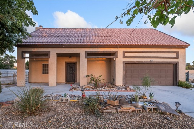 Detail Gallery Image 1 of 23 For 15080 Birdie Ln, Helendale,  CA 92342 - 3 Beds | 2/1 Baths