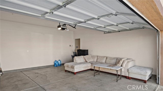 15565 Avenger Drive, Moreno Valley CA: https://media.crmls.org/medias/d90113dc-e907-4d38-81d9-9469d7a6bfa9.jpg