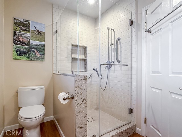17512 Superior Street photo 49