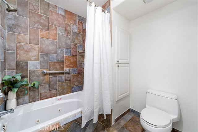 Detail Gallery Image 11 of 18 For 3072 Madison Ave, Costa Mesa,  CA 92626 - 4 Beds | 2 Baths