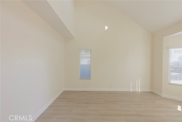 Detail Gallery Image 4 of 35 For 2215 Marshallfield Ln a,  Redondo Beach,  CA 90278 - 3 Beds | 2/1 Baths