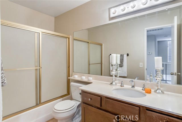 Detail Gallery Image 17 of 29 For 2209 E Badillo St, Covina,  CA 91724 - 3 Beds | 3 Baths