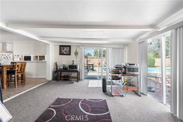 7948 Fallbrook Ave, West Hills CA: https://media.crmls.org/medias/d901f50d-88ef-483c-a78c-ee29289e966d.jpg